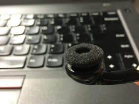 【分享】如何快速给耳机戴海绵套